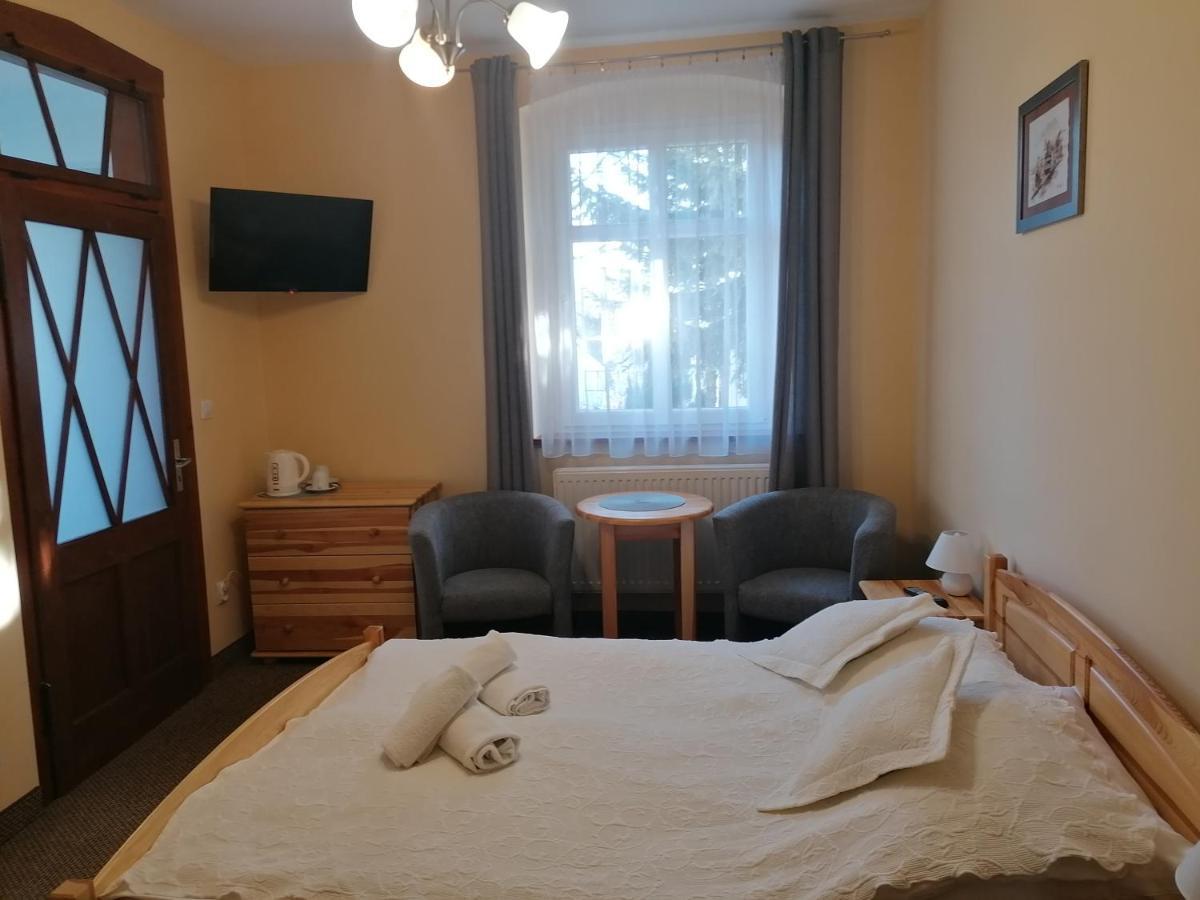 Pensjonat Mimoza Świeradów-Zdrój Dış mekan fotoğraf